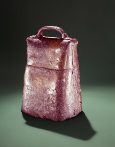 St. Patrick&39;s Bell, da Irlanda, c.552 (ferro embebido em bronze)